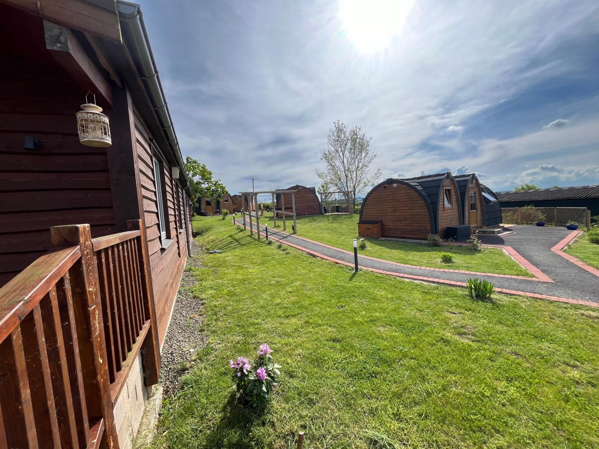 Hedgehog Glamping Pod School House Farm Hotel Leighton  Exterior photo